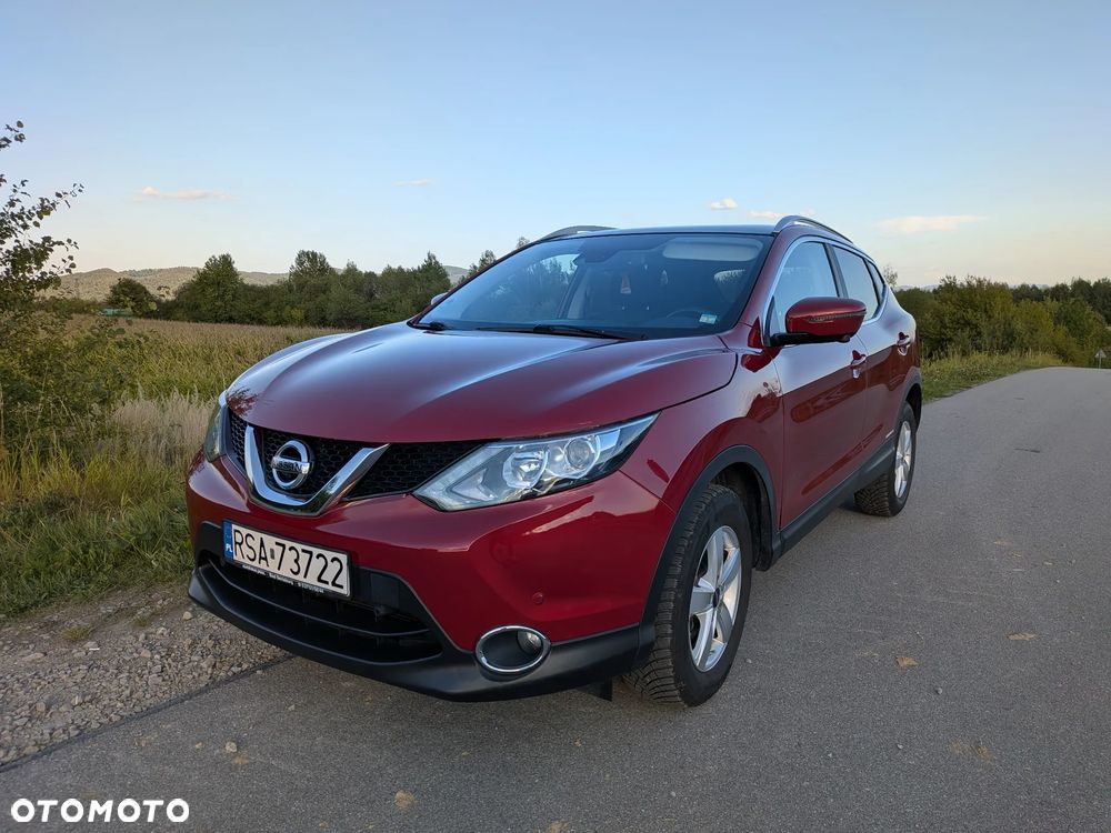 Nissan Qashqai 1.2 DIG-T N-Connecta - 1