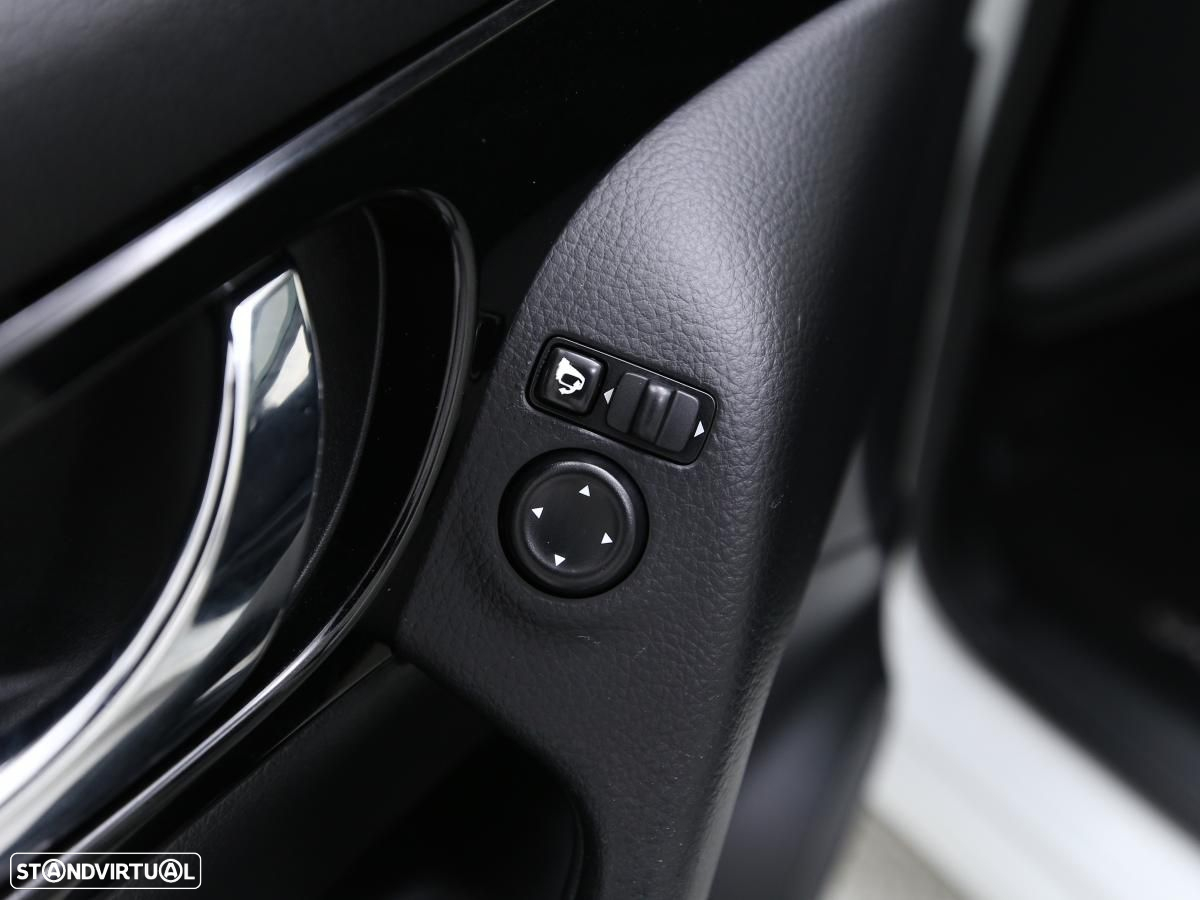 Nissan Qashqai - 22