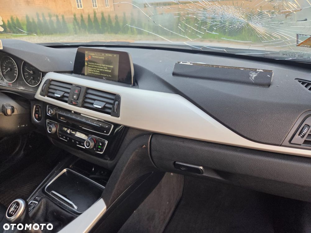 BMW Seria 3 316d Luxury Line - 17