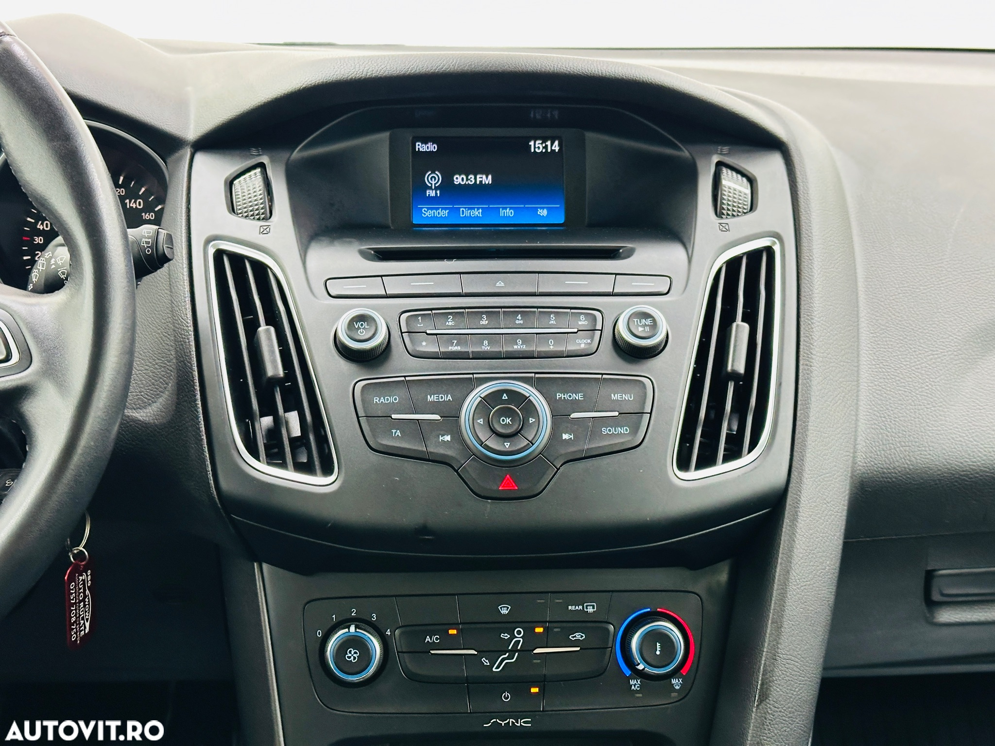 Ford Focus - 25