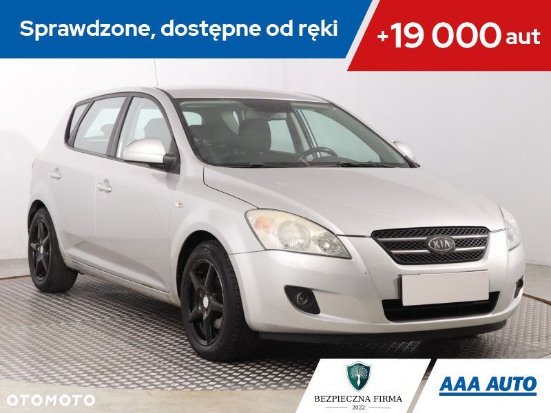Kia Ceed - 1