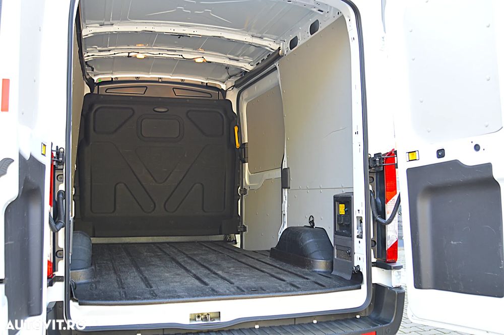 Ford E-TRANSIT L2H2 3500KG N1 - 26