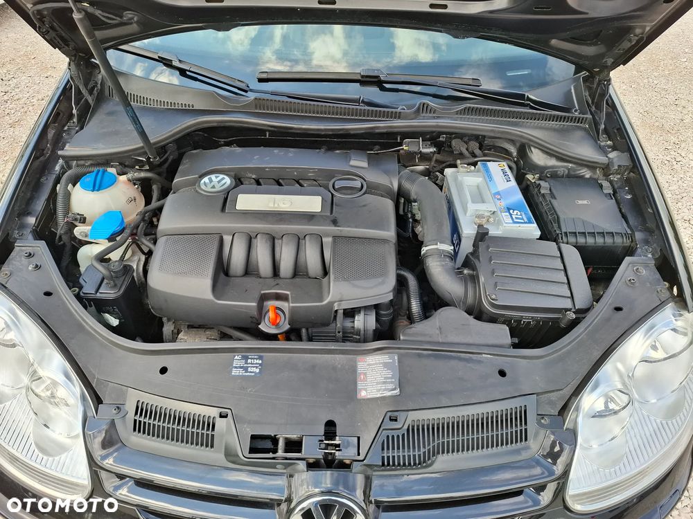Volkswagen Golf 1.6 United - 14