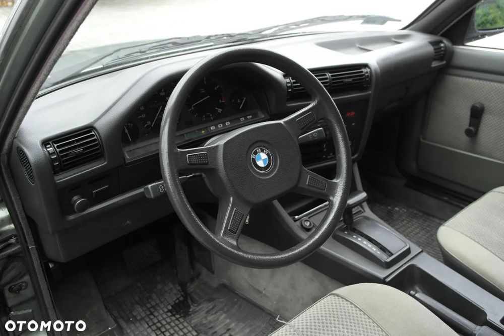 BMW Seria 3 - 22