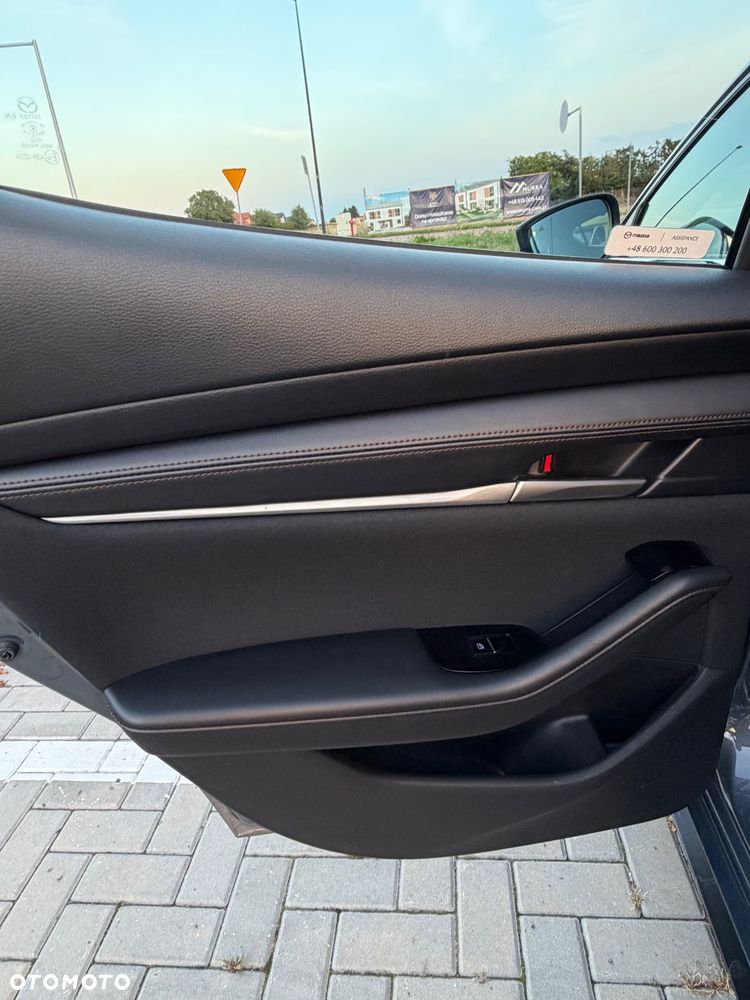 Mazda 3 2.0 mHEV Kai - 22