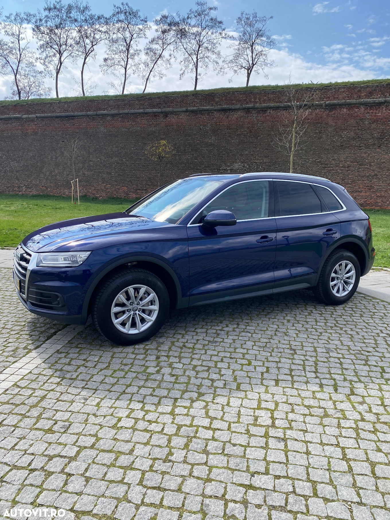 Audi Q5 2.0 40 TDI quattro S tronic Design - 27