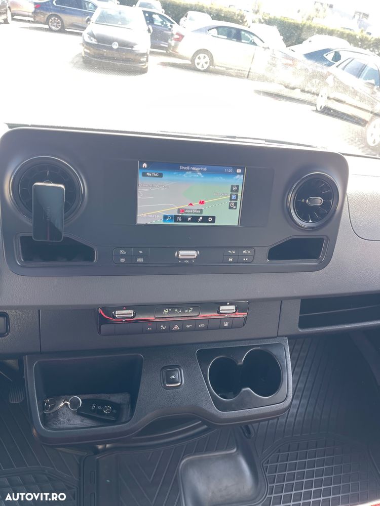 Mercedes-Benz Sprinter - 31