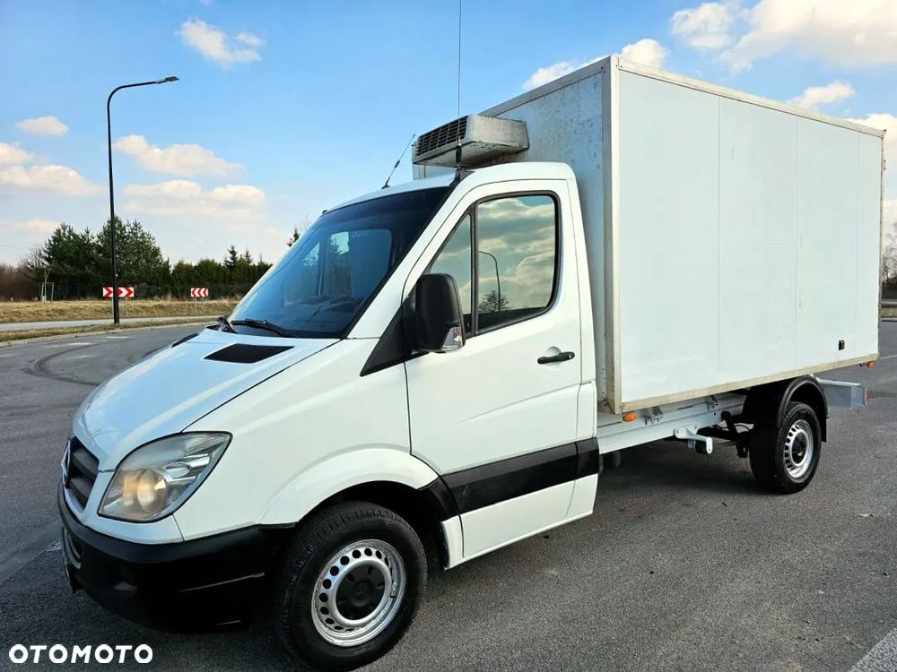 Mercedes-Benz Sprinter - 6