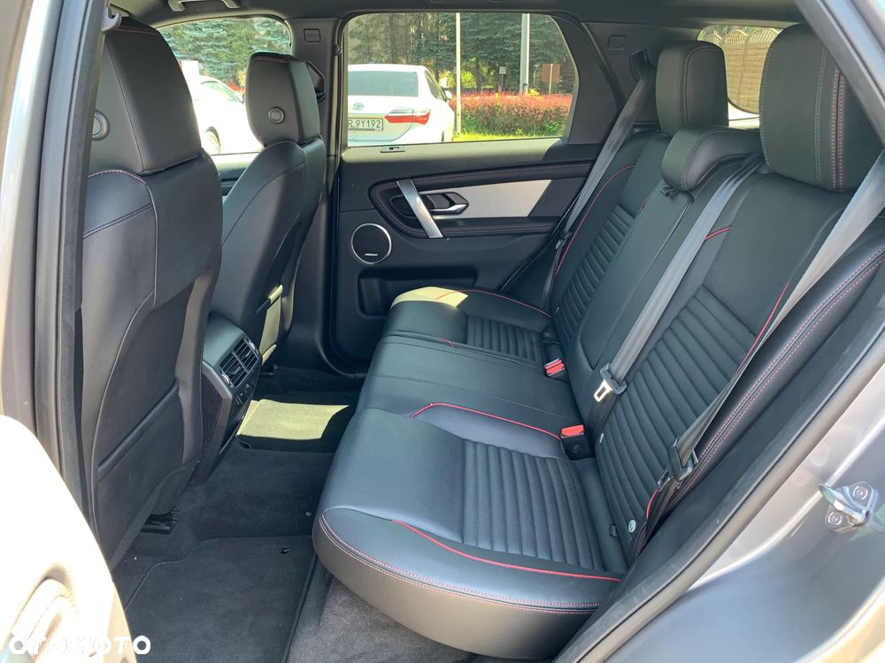 Land Rover Discovery Sport 1.5 P300e PHEV R-Dynamic SE - 22