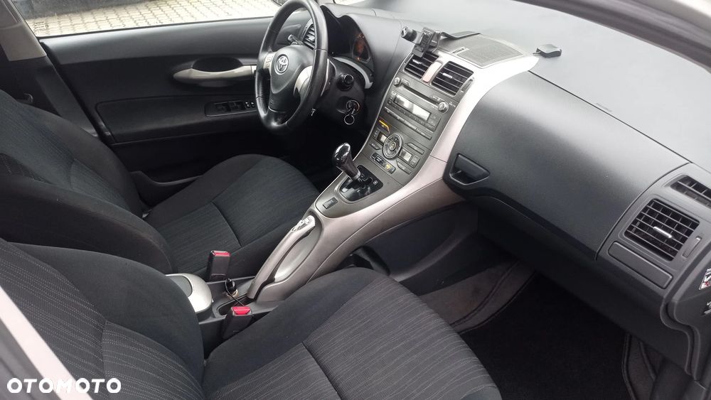 Toyota Auris 1.6 VVT-i Premium MM - 36