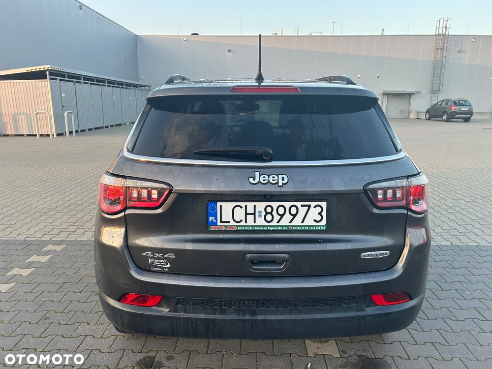 Jeep Compass - 4