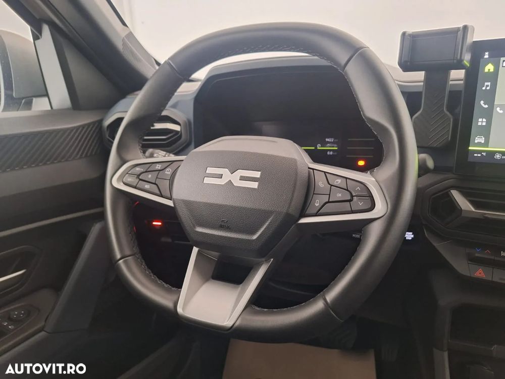 Dacia Duster HEV 140 Journey - 12