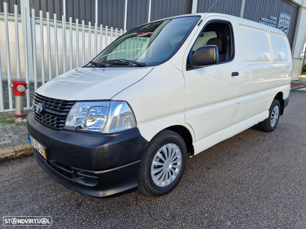 Toyota Hiace - 1