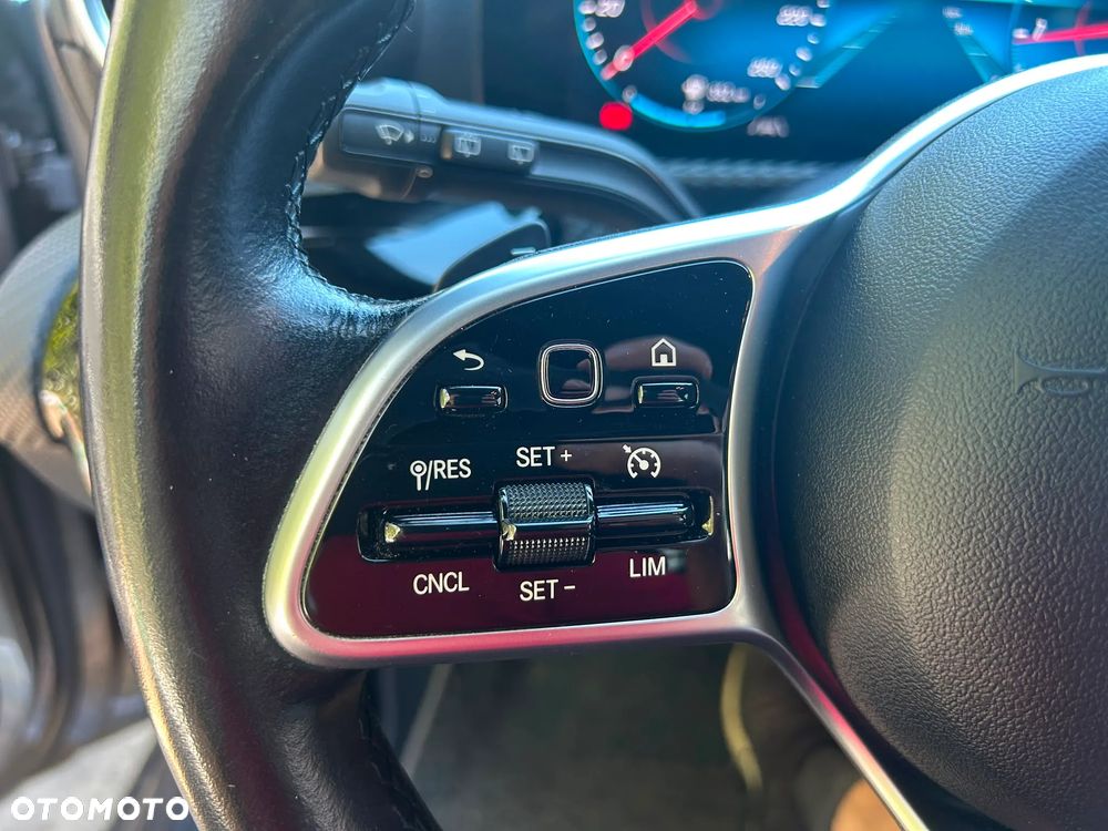Mercedes-Benz CLA 180 7G-DCT Edition 2021 - 28