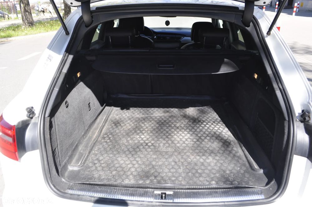 Audi A6 Avant - 13