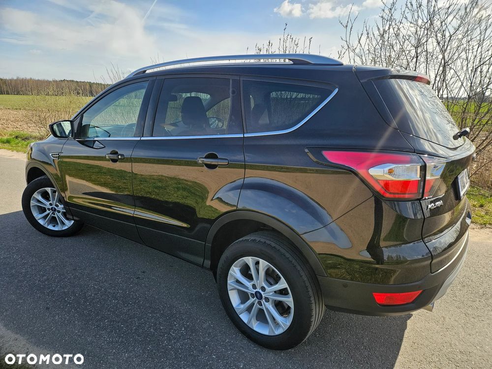 Ford Kuga 1.5 EcoBoost 2x4 Titanium - 13