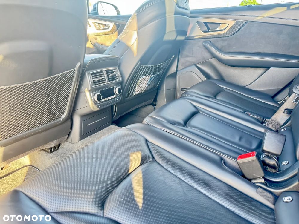 Audi SQ7 - 19