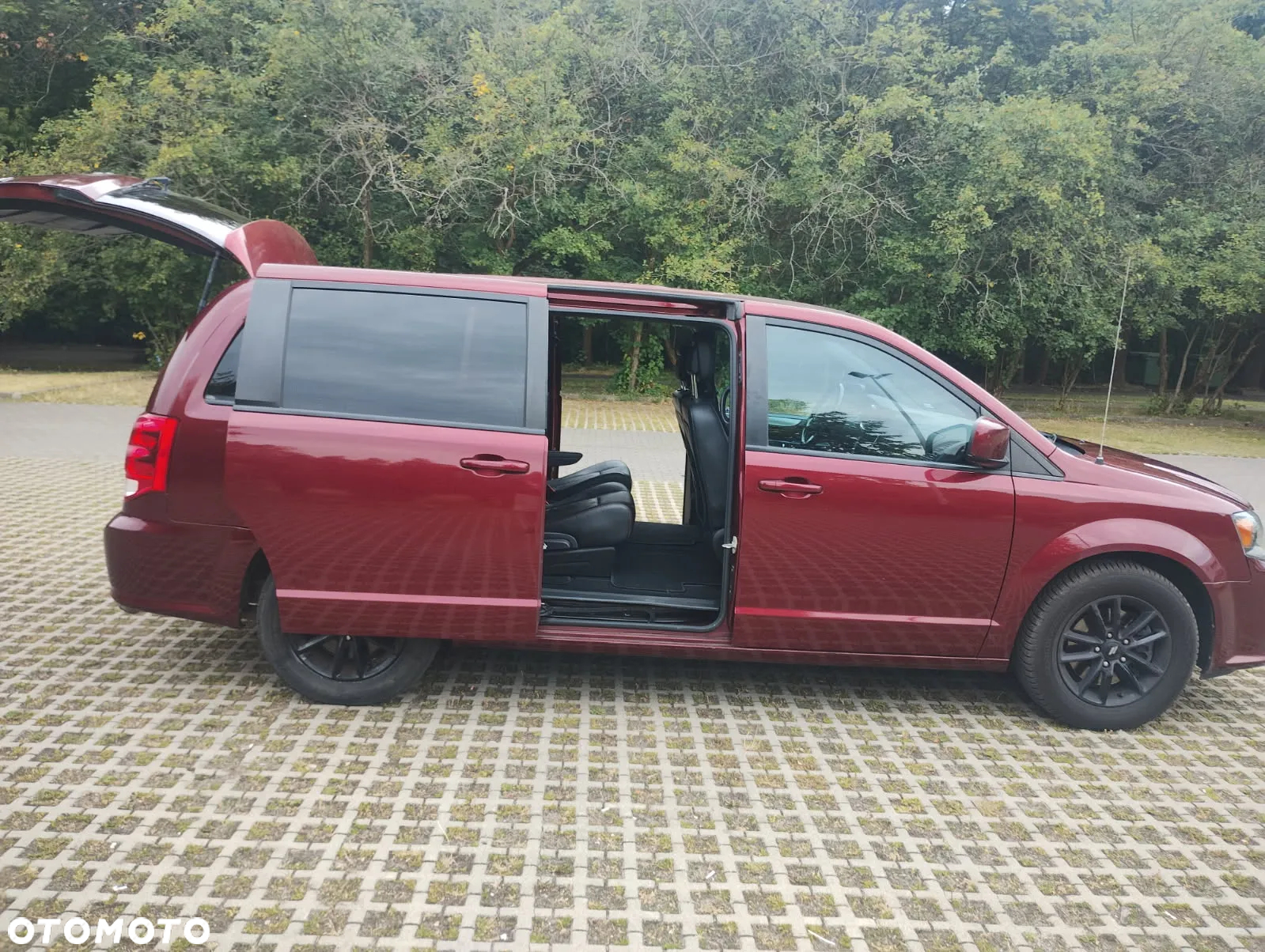 Dodge Grand Caravan 3.6 R/T - 10