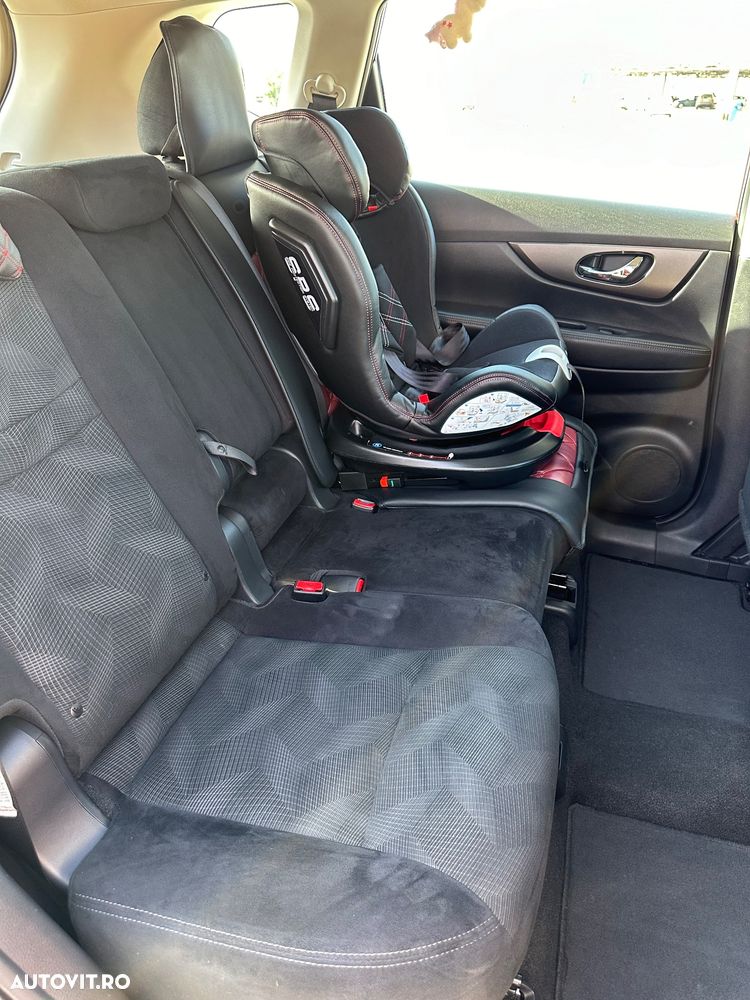 Nissan Rogue - 13