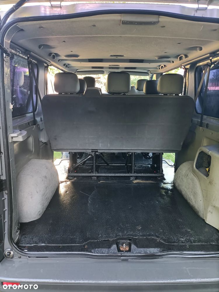 Opel Vivaro - 16