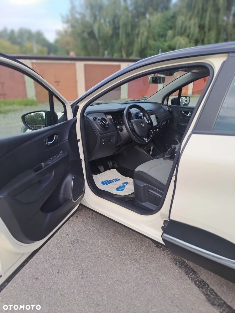 Renault Captur 0.9 Energy TCe Helly Hansen - 8