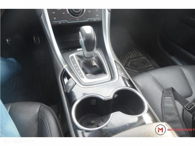 Ford Fusion - 14