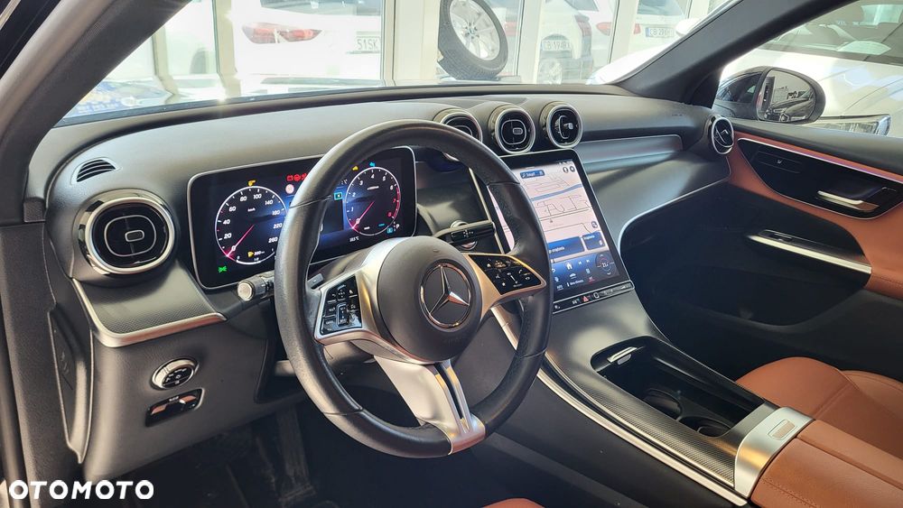 Mercedes-Benz GLC ver-200-4--matic - 9