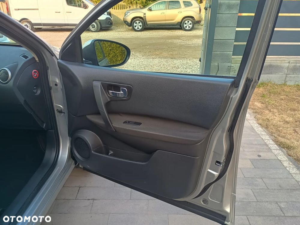 Nissan Qashqai 1.6 acenta - 19