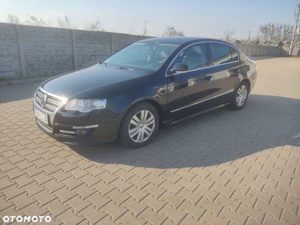 Volkswagen Passat 2.0 TDI DPF Highline - 1