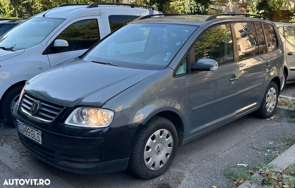 Utilizat Volkswagen Touran 2004 - 1 950 EUR, 362 580 km - Autovit.ro