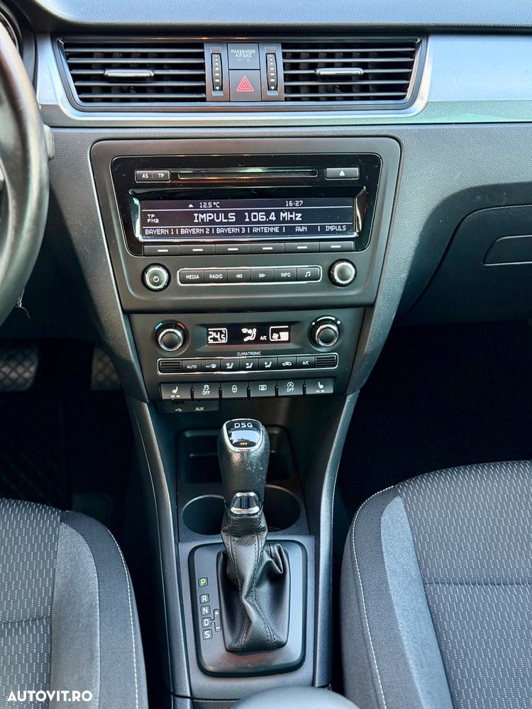 Skoda RAPID Spaceback 1.4 TSI DSG Style+ - 27