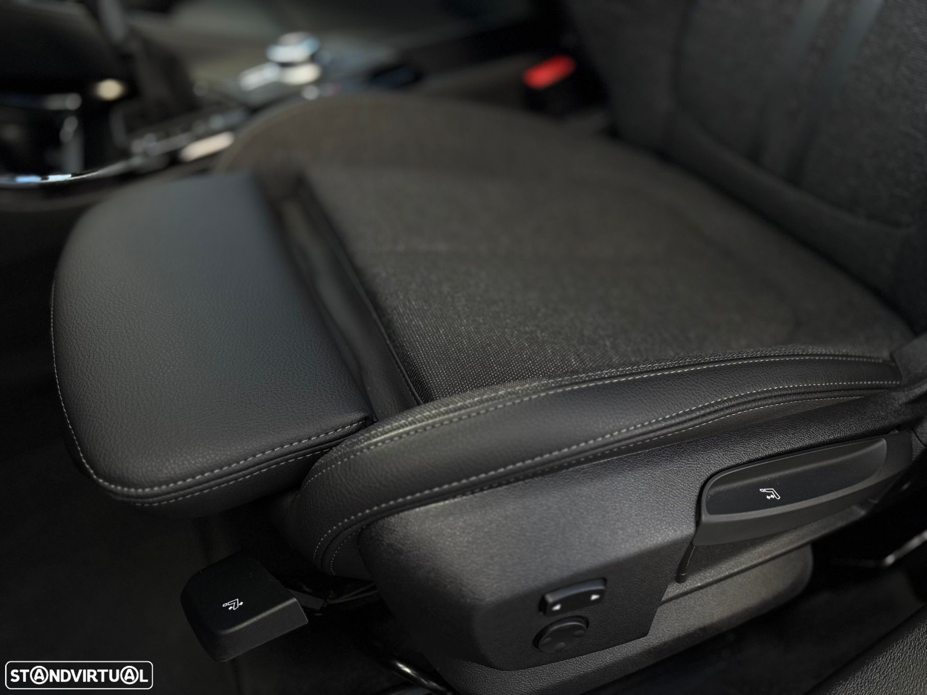 BMW X2 25 e xDrive Pack M - 29