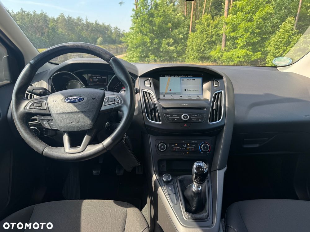 Ford Focus 1.0 EcoBoost Trend - 11
