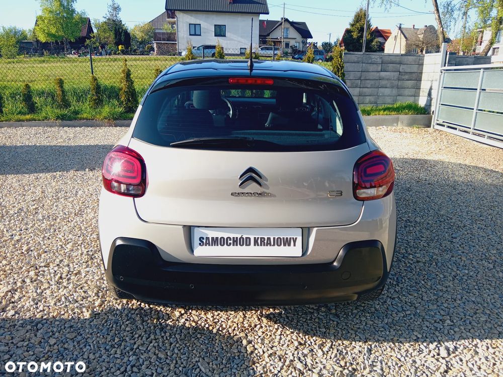 Citroën C3 1.2 PureTech Shine - 18