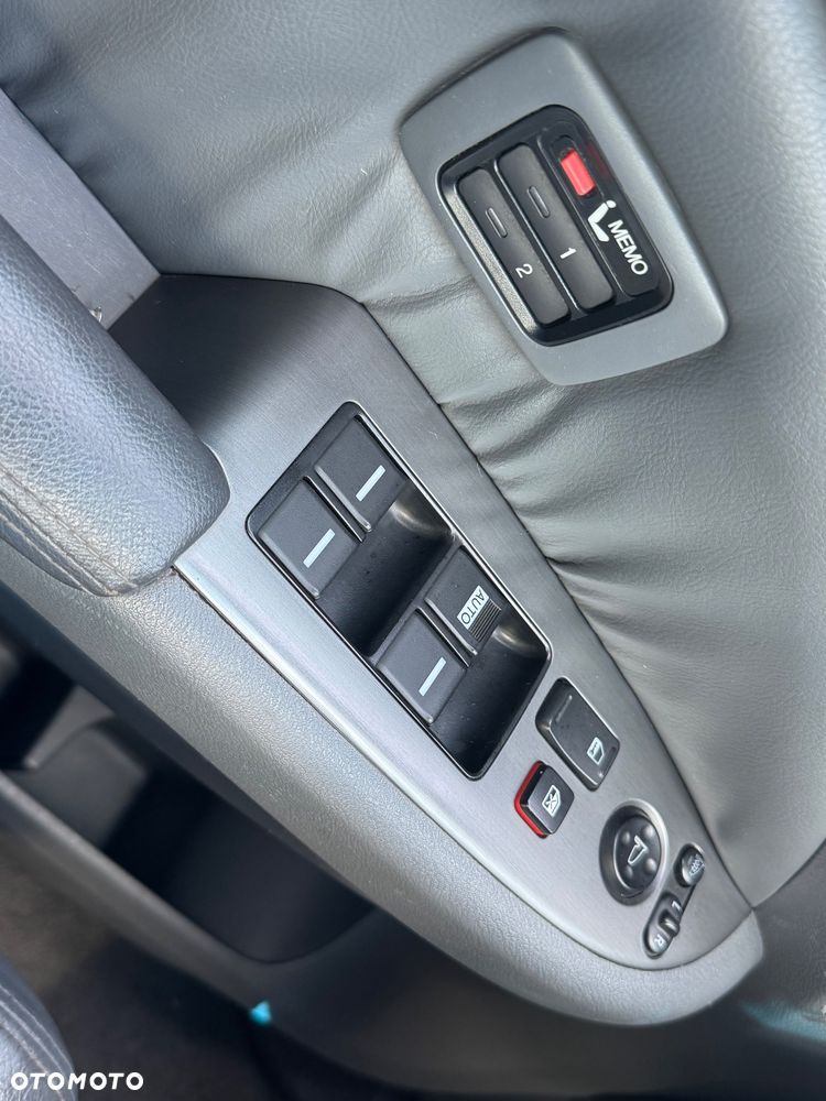 Honda Odyssey 3.5 LX - 17
