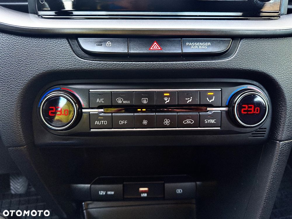 Kia Ceed 1.5 T-GDI L Business Line - 33