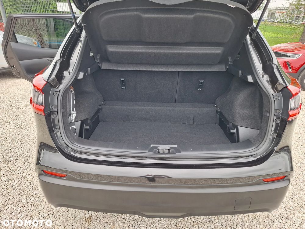 Nissan Qashqai 1.2 DIG-T Tekna Xtronic - 36