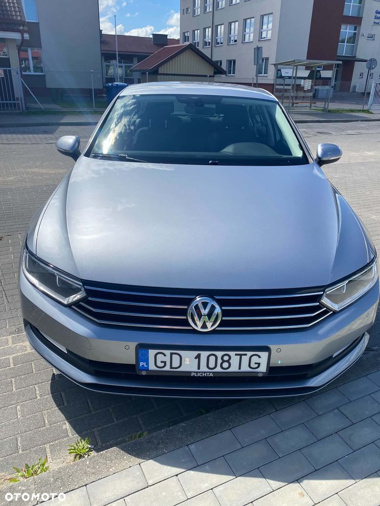 Volkswagen Passat 2.0 TDI BMT Trendline - 17