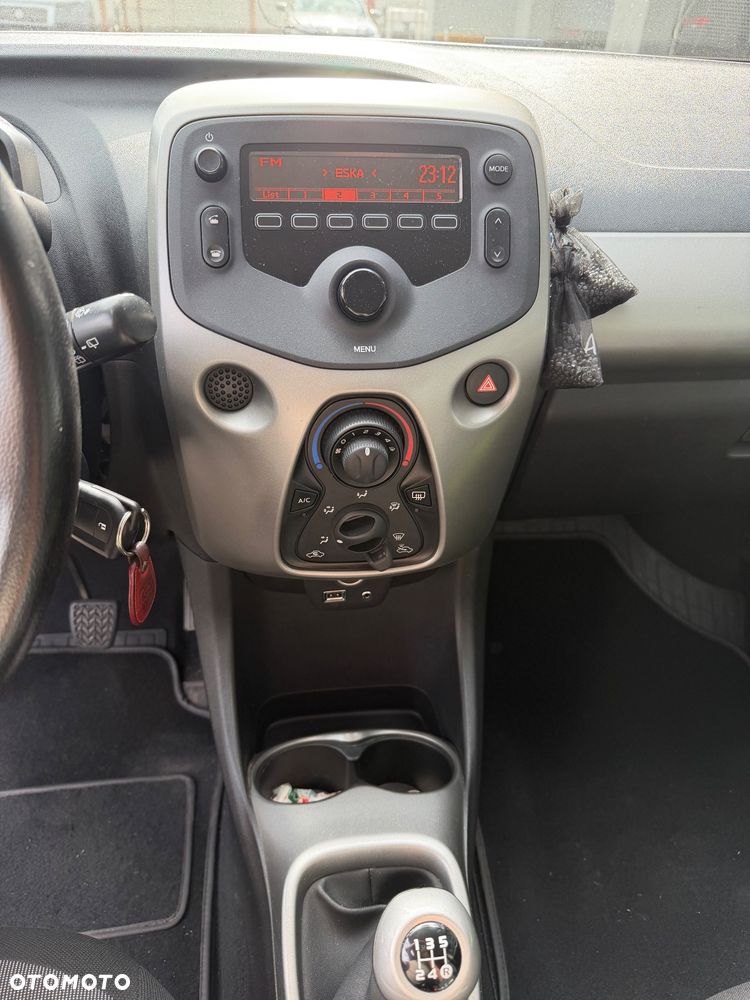 Toyota Aygo 1.0 VVT-i Sprint EU6 - 7