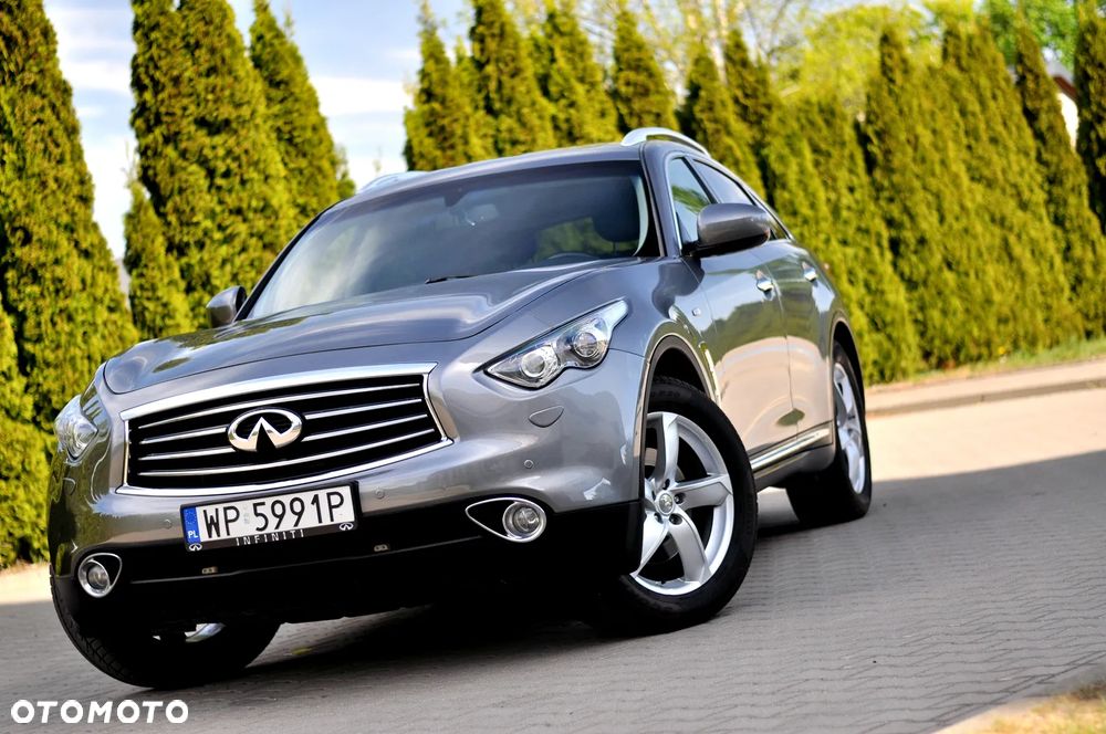 Infiniti QX70 - 3
