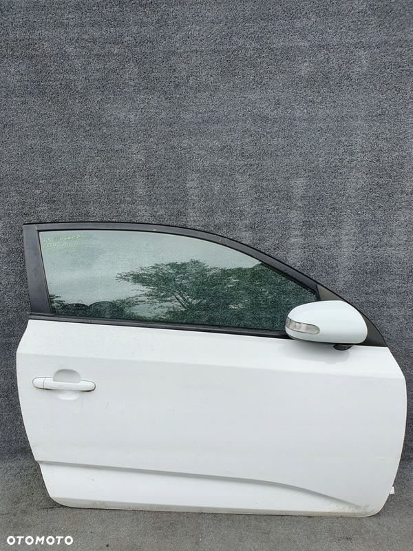 Drzwi prawe przednie Kia Proceed I