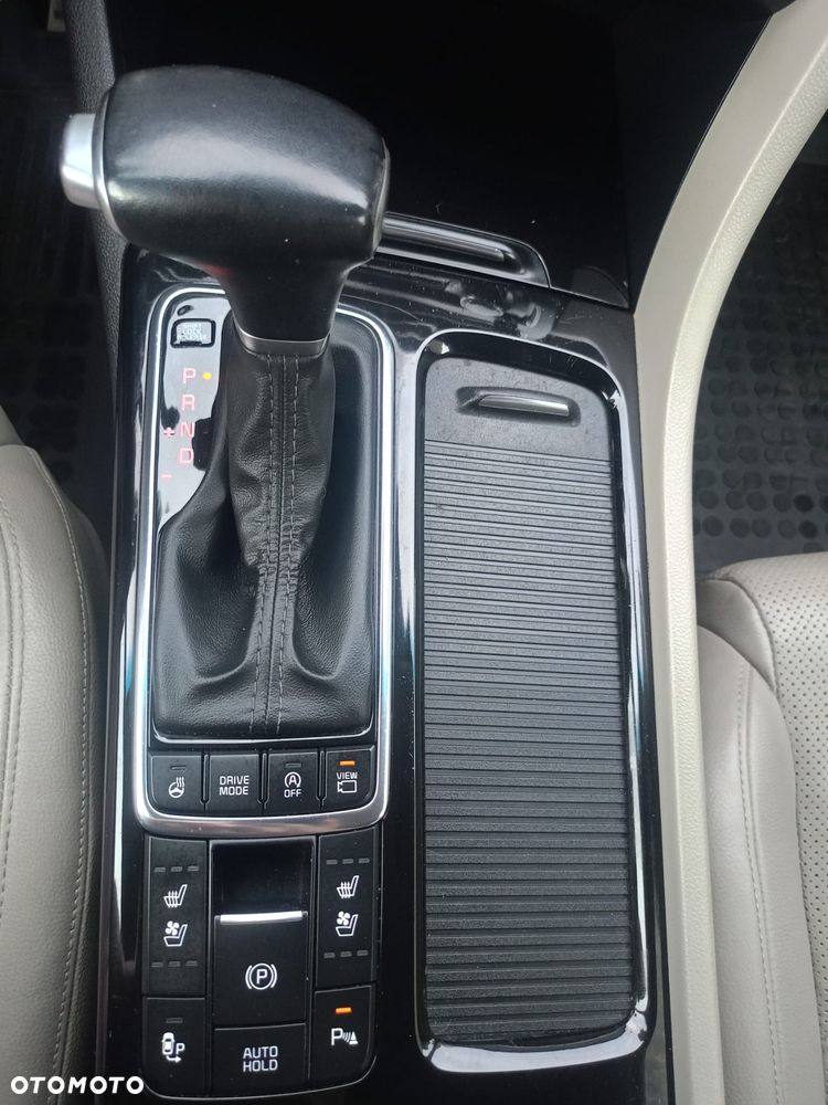 Kia Optima - 14