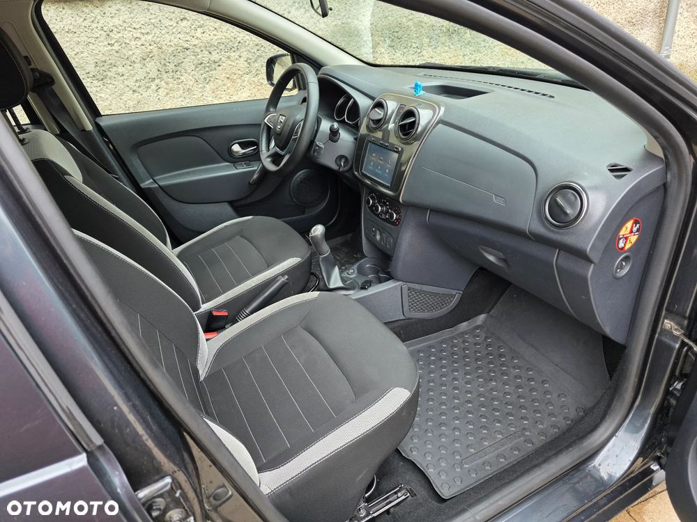Dacia Sandero TCe 90 Laureate - 7