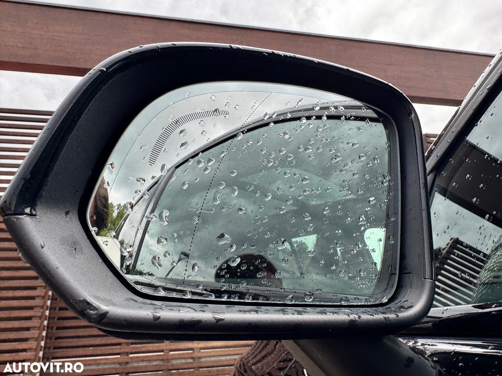 Volvo XC 40 D4 AWD Geartronic R-Design - 33