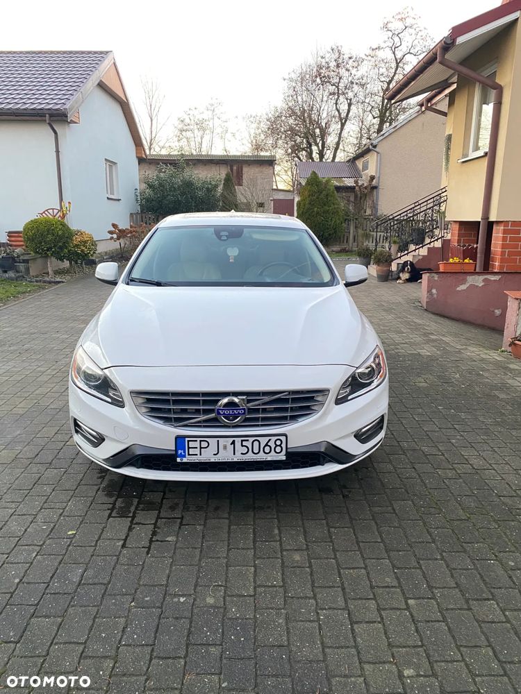 Volvo S60 T5 Drive-E Summum - 2