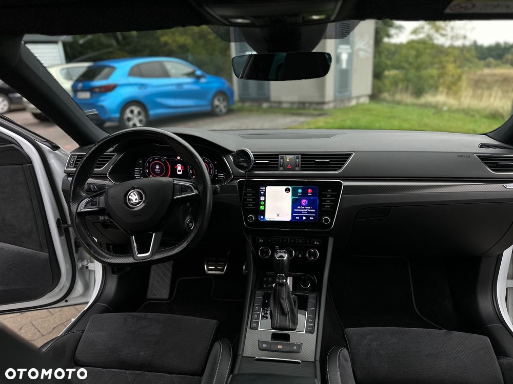 Skoda Superb 2.0 TDI SCR Sportline DSG - 11