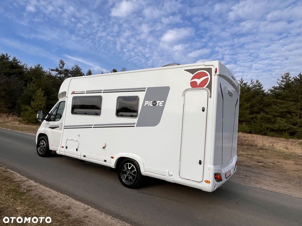 Citroën Pilote Pacific P696D Evidence - 11