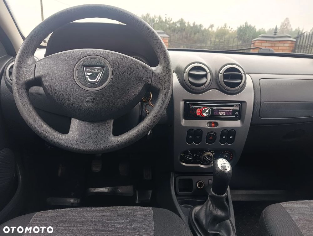 Dacia Duster 1.6 16V 4x2 Essentiel - 16