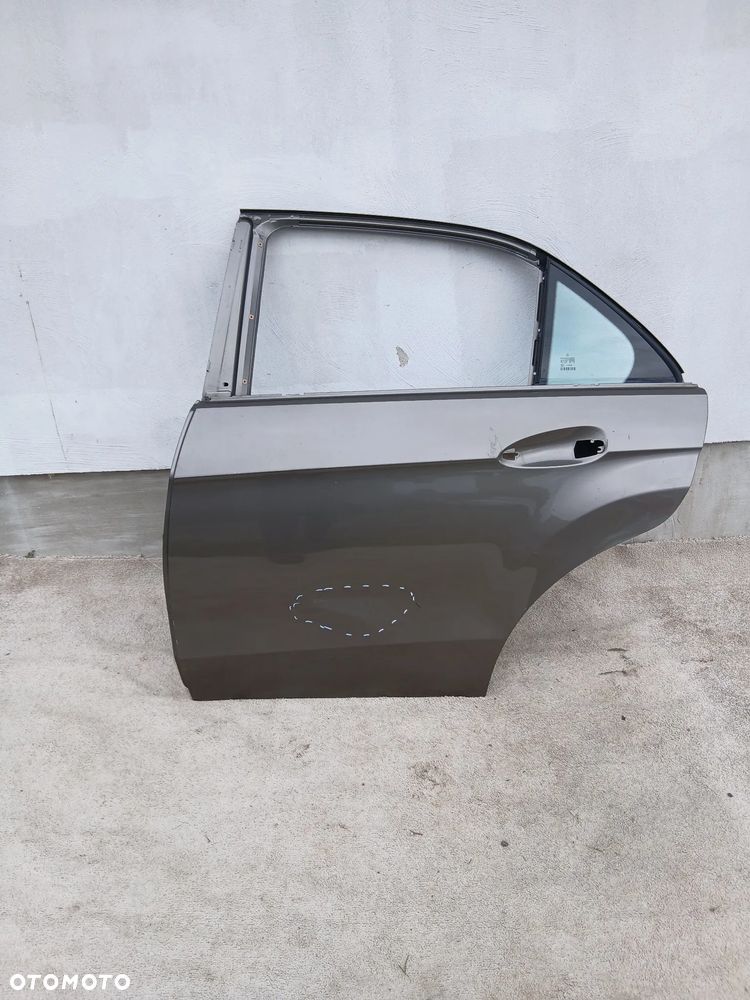 DRZWI TYLNE LEWE MERCEDES W 212 SEDAN ROK 09/13
