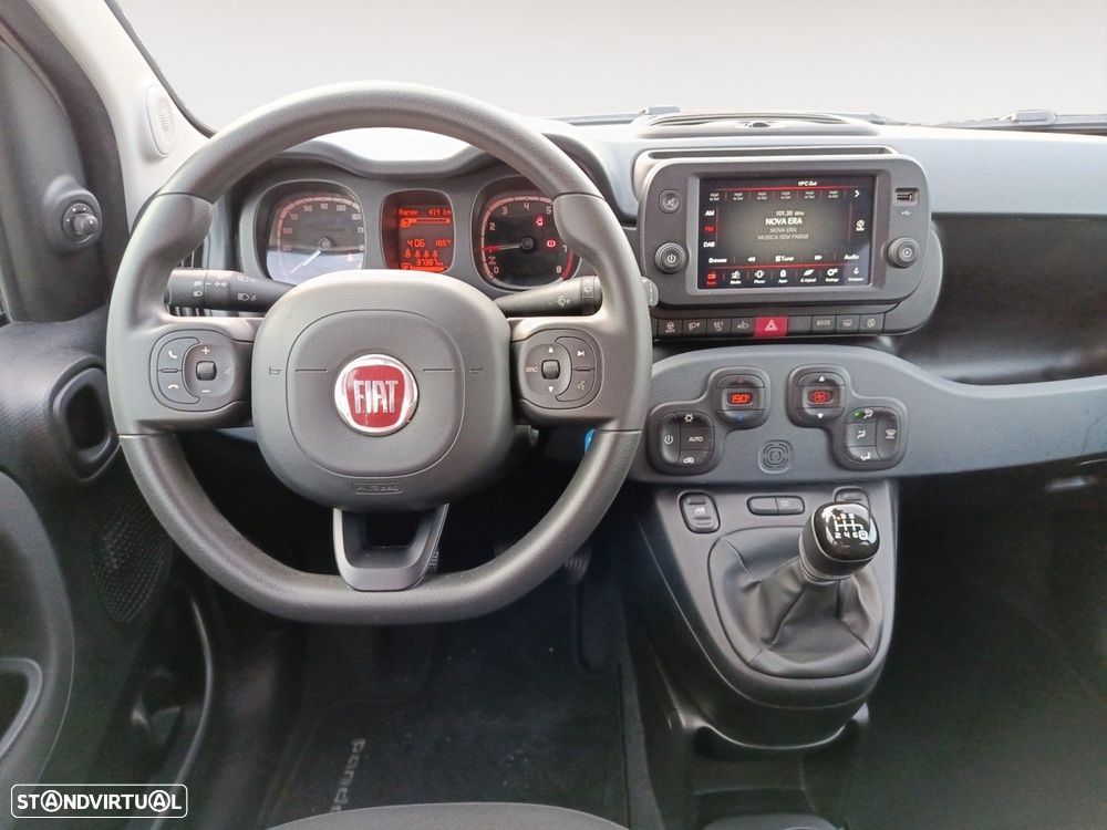 Fiat Panda 1.0 Hybrid City Cross — fotografia 10